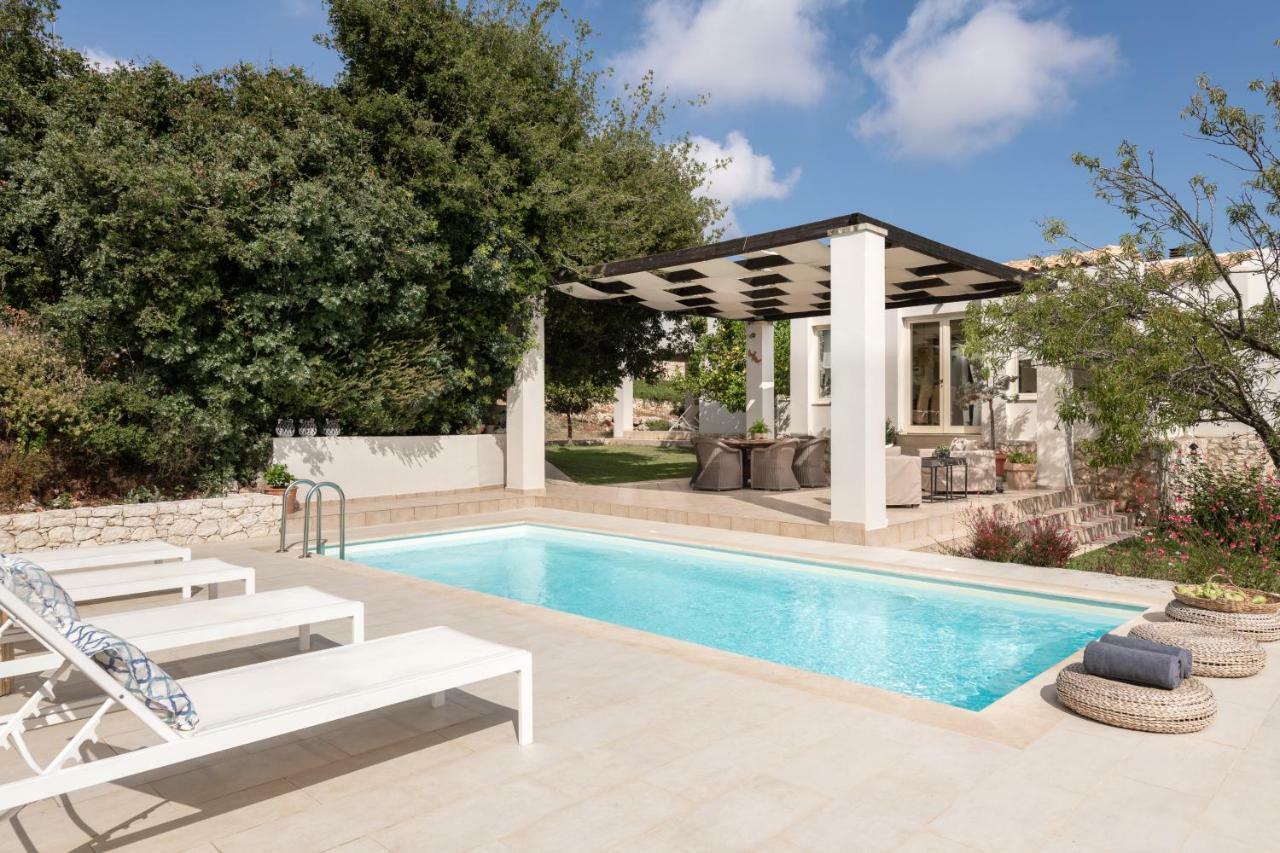 Levantes Luxury Home - Nature Inspired, Pool & Bbq, By Thinkvilla Prinés Exterior photo