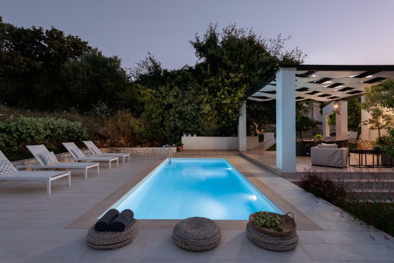 Levantes Luxury Home - Nature Inspired, Pool & Bbq, By Thinkvilla Prinés Exterior photo